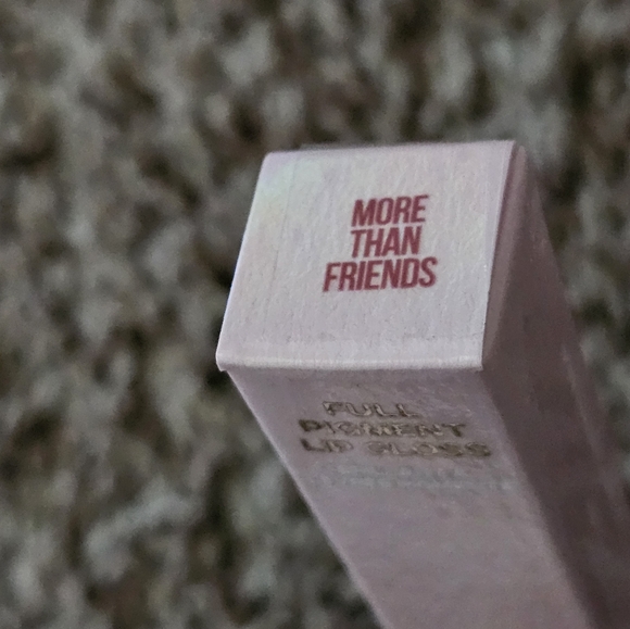 Jeffree Star Supreme Full Pigment Lipgloss More than Friends - Picture 2 of 3